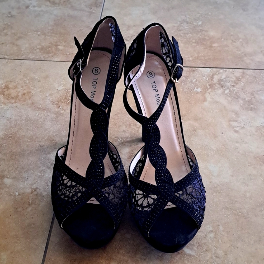 Black Top Moda evening shoes-Size 8